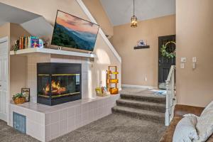 Smoky Dreams 2 by Avada Properties
