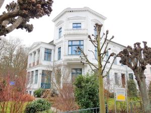 Villa in Heringsdorf 400m vom Ostseestrand Herrmann