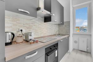 Metro M2 Famagosta-Appartamento x5-self check-in