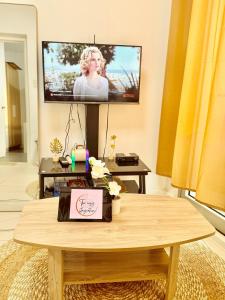 1bedroom, near Ever Commonwealth, free amenities