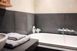 Homy Apartment Cairoli