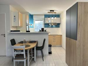 1006 - Maison 4p dans une résidence privée avec piscine.