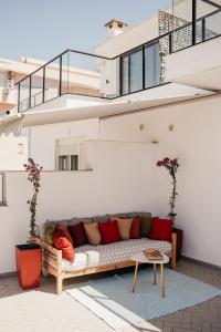 Rrapi Seaview Penthouse - by EKA Luxury Apartments