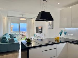 PaulMarie Apartment with Sunny Terrace Ocean View