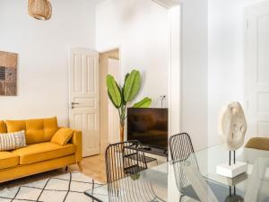 Akicity Alameda Gold