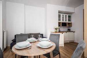 Kasprzaka 29 Wola Tower By Perfect Apart