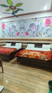 K D Dham Hotel - Near Prem Mandir