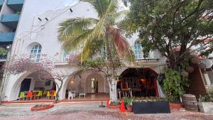 Coco Rio Hotel - Mamitas Beach Area