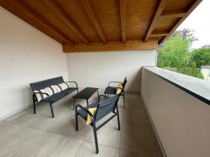 Zenith spacious studio in a central and quiet area near Basel