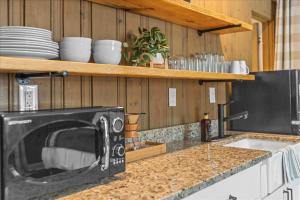 2- Chattanooga Suite