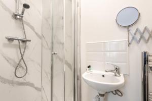 Cosy Room in Doncaster Shared House With Kitchen