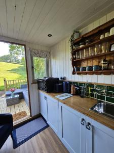 Harrys Hideaway