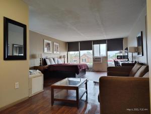 Allen Park Motor Lodge
