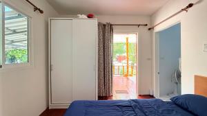 Cozy Central Retreat