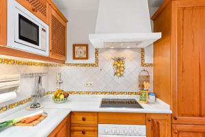 Seafront penthouse, Casares