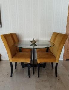 Appart Haut Standing, Très Calm à Nouaceur, Parking, Piscine, à 4min de lAéroport