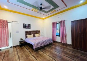 Chandna farmhouse 4BHK with private pool