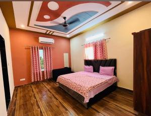 Chandna farmhouse 4BHK with private pool