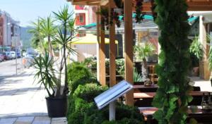 Hotel Opal