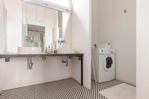 Central Penthouse 5 Min from Duomo di Milano