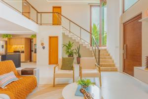 PF107 Casa 5 Suítes Piscina com Hidro AQ