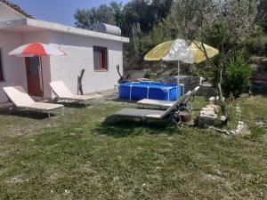 Bujtina Ethan Perondi