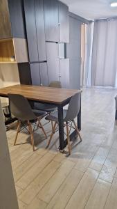 Departamento frente a Movistar Arena