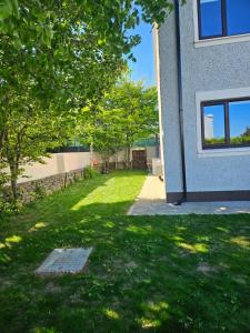 Number 44 gateway to connemara