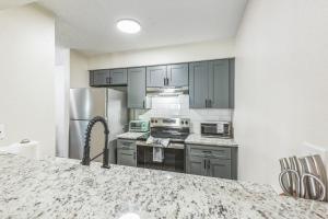 Rosehill Pointe 122 I Comfy 2 Bed 1 Bath