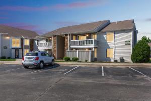 Rosehill Pointe 55 I Spacious 1 Bed 1 Bath