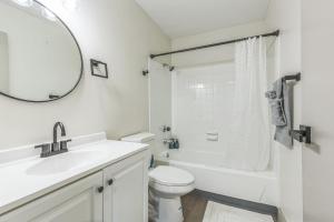 Rosehill Pointe 179 I Spacious 2 Bed 1 Bath