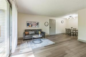 Rosehill Pointe 179 I Spacious 2 Bed 1 Bath