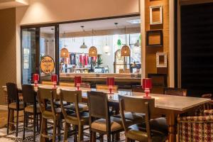 CBDOTR 24-7 Gym Pool Rooftop Steps to Stadiums