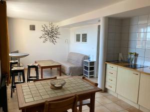 Appartements La grande bleue : photos des chambres