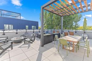 DT UMN New 1BD GYM Rooftop Free Parking