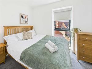 Contemporary 2 bed City Centre