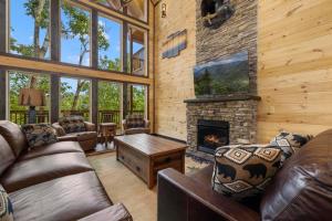 Ahh! The View!, free tickets, no catch!