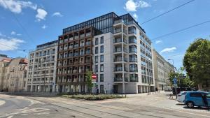 Luxurious Cinnamon Apartment, self check-in 24h, free parking, air-conditioning