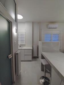 AMG Kalimarmaro Small Apartment in Pagkrati Close to Metro