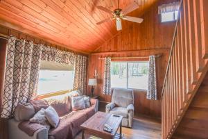 Lakefront Cottages 4 & 5 - 6BR Retreat for 12