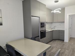 The Oligarchs Outlook