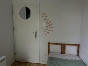 Mobile Room for Summer