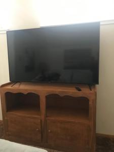 Cheerful 2-Bedroom Cottage Near Eagle Lake