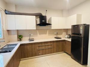 Manzar- A Scenic Escape - 3BHK With Terrace