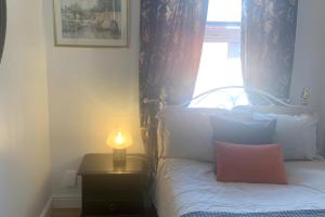 Sleeps 7 Home Blackpool w Free Parking BBq WiFi