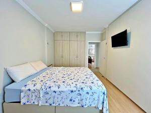 Apartamento 100 metros Praia Pitangueiras Guarujá