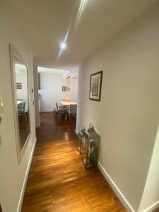 T4 - proche Monaco a 250m de la plage - 3 lits doubles -6 personnes