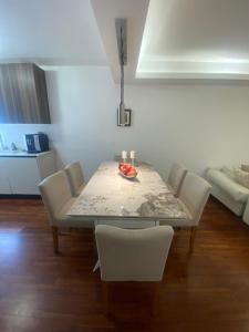 Appartements T4 - proche Monaco a 250m de la plage - 3 lits doubles -6 personnes : photos des chambres