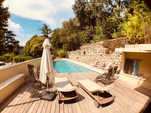 Luxueux Mas de Village 18ème siècle