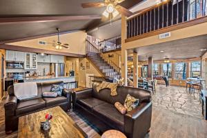 Honey Bear Treehouse by Avada Properties